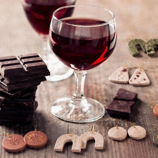 Joyería, Vino, y Chocolate